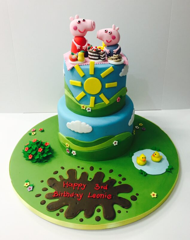 Peppa Pig Birthday Cakes | Peppa Pig Cakes | Cakes by Robin